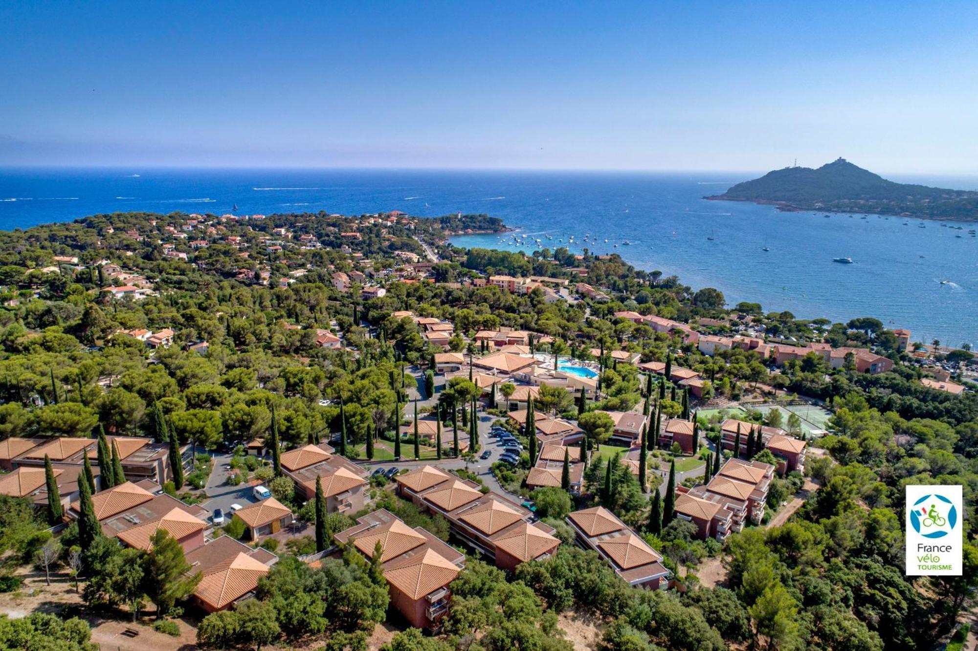 Village Club Les Mas De L'Esterel Saint-Raphael  Exterior photo